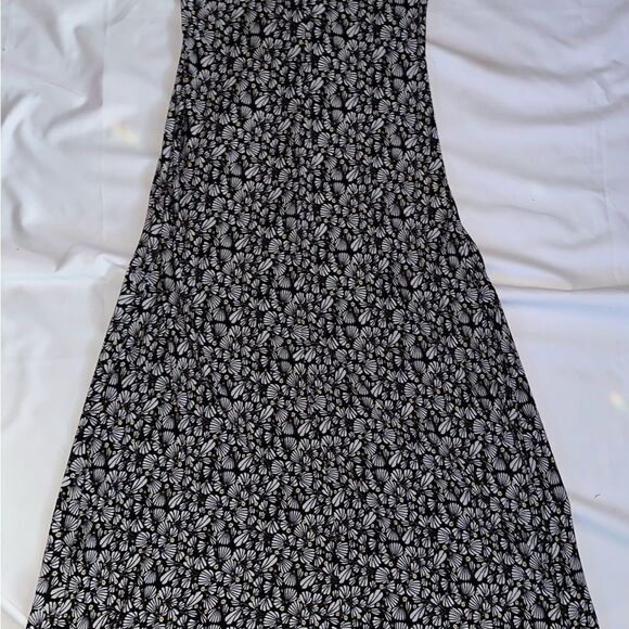 Max Studio Floral Twist Front Jersey Midi Dress - Picture 4 of 16